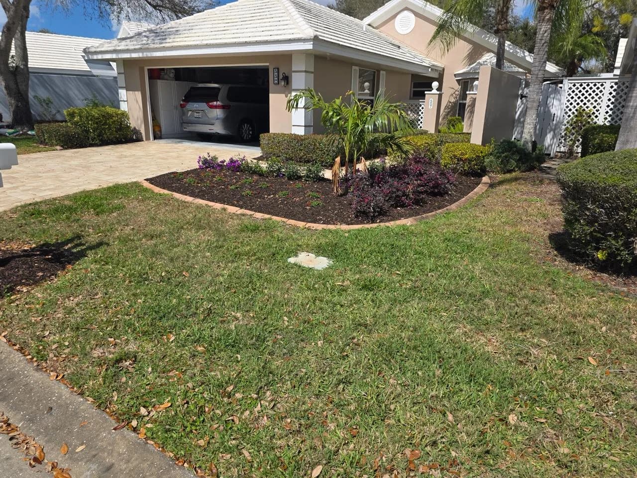 Fresh Mulch & Flowers